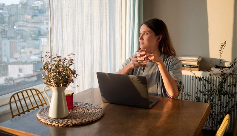 Den overraskende måde, du måske saboterer forbindelser på arbejdet, ifølge en psykolog på arbejdspladsen