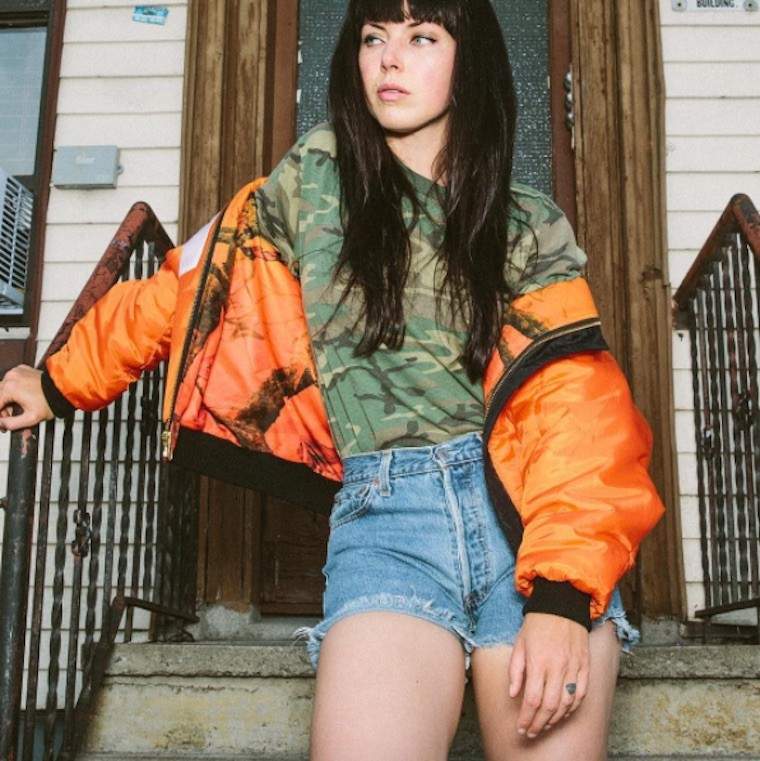 Alexis Krauss z Sleigh Bells prowadzi ruch akceptacji cellulitu