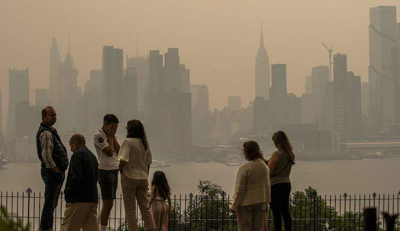 Hogyan lehet megérteni a levegőminőség -indexet (AQI), és megvédeni magát, ha a levegő piszkos