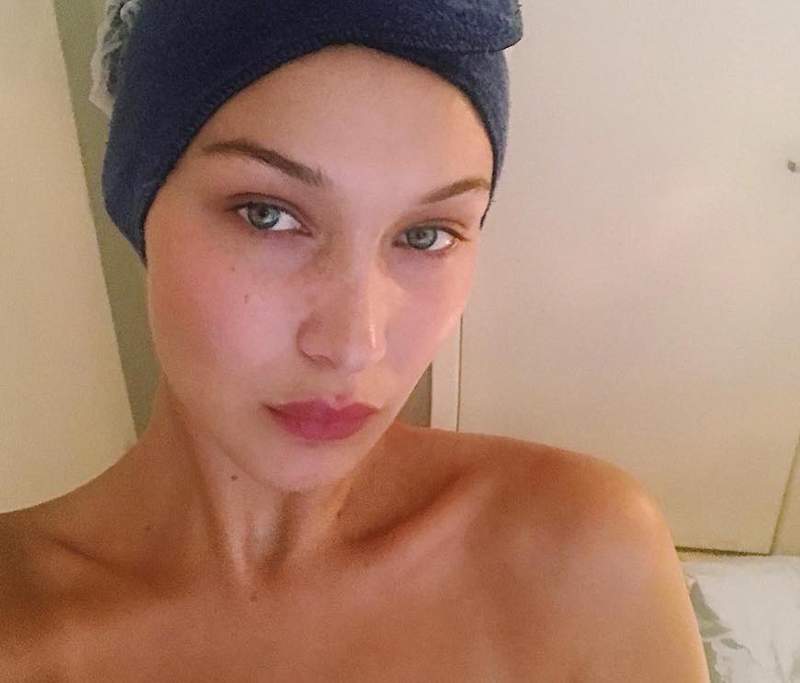 Bella Hadid mendapat jujur ​​tentang perjuangannya dengan kecemasan sosial