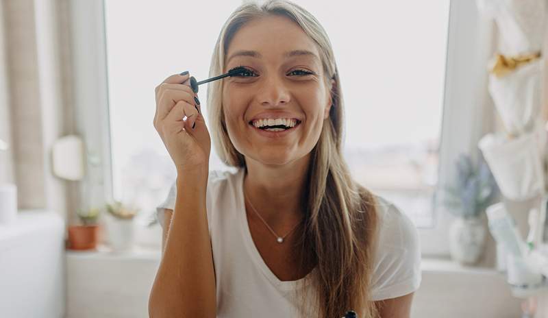 Die Marke hinter den begehrtesten Mascaras der Welt hat gerade eine neue Formel gestartet, die einen Wimpernlift fällt