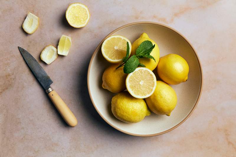 Las 8 mejores frutas, las personas de mayor vida en la Tierra comen regularmente para un envejecimiento saludable