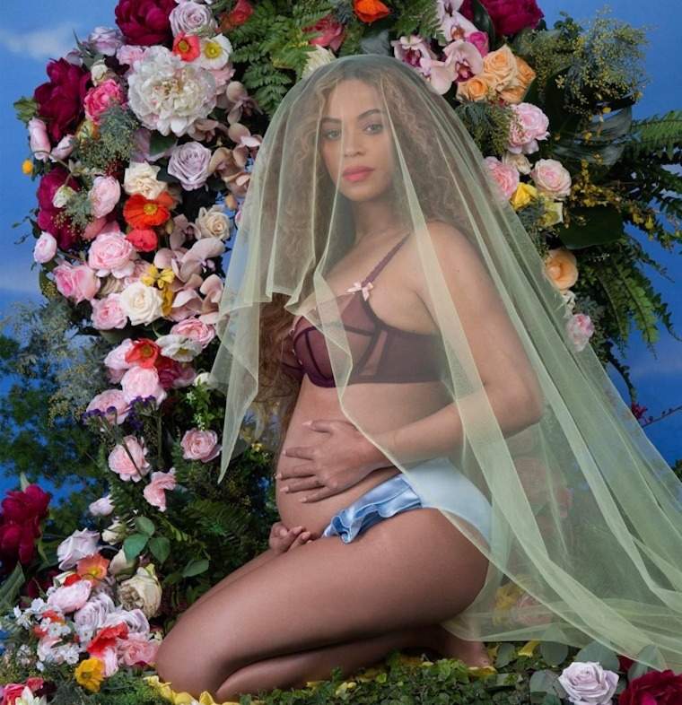 Áno, Beyoncé je tehotná (!)-ale tu je viac veľkých správ, ktoré vám mohli chýbať