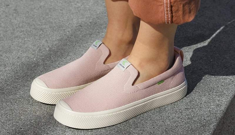 La marque de chaussures préférée de Pete Davidson et Helen Mirren fabrique la sneak-slip-on de tous les jours parfaite et il est enfin de retour en stock