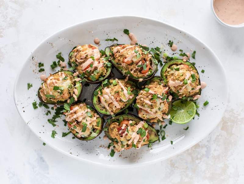 10 friska avokadorecept som går långt utöver toast eller guac