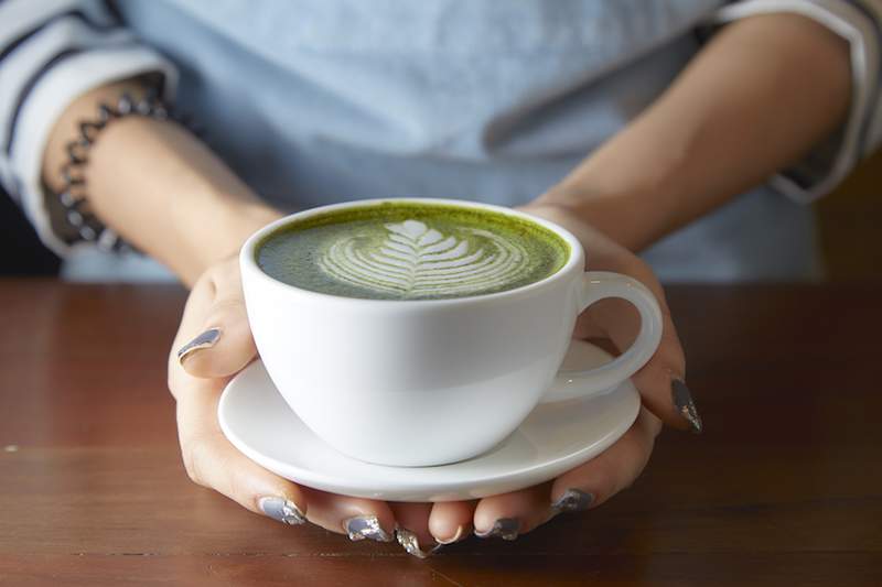 Dunkin 'kini menghidangkan matcha latte di 8,400 kedai di seluruh negara