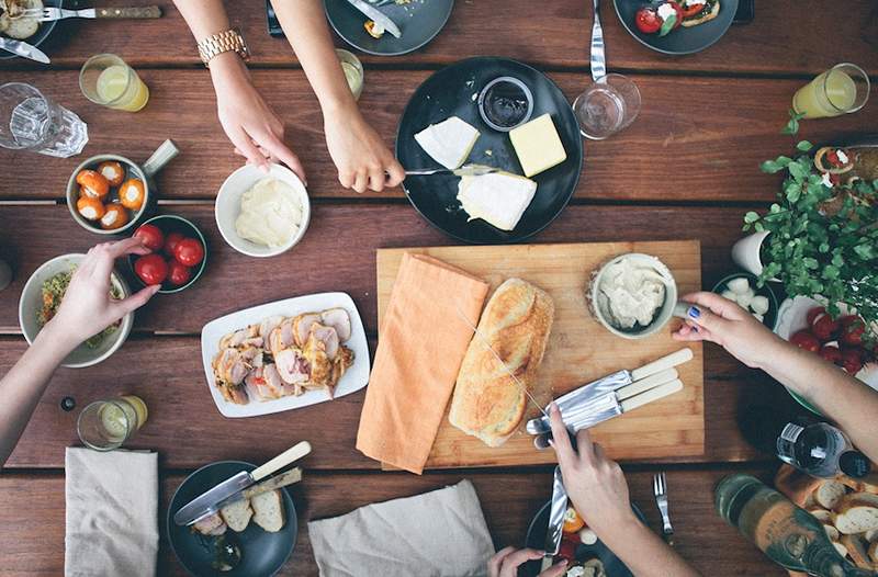 Este plan de alimentación de Buzzy aumentará seriamente tu cerebro, y permite carbohidratos * y * lácteos