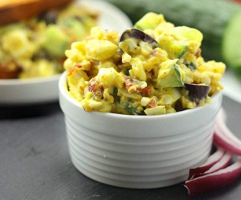 5 buitengewone recepten voor eieren salade die geen hele pot mayonaise gebruiken