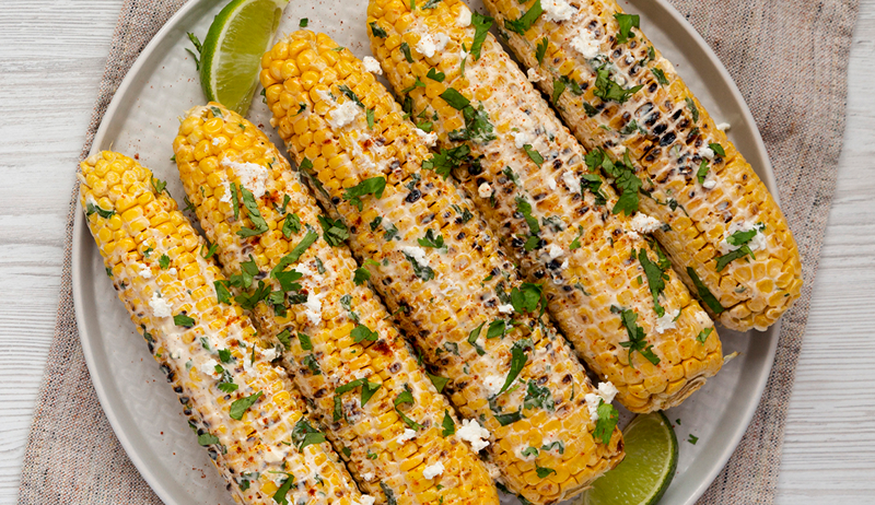 Esta deliciosa receita de elote vegano de estilo mexicano é preenchido com fibra prebiótica saudável para ajudar a aumentar a digestão