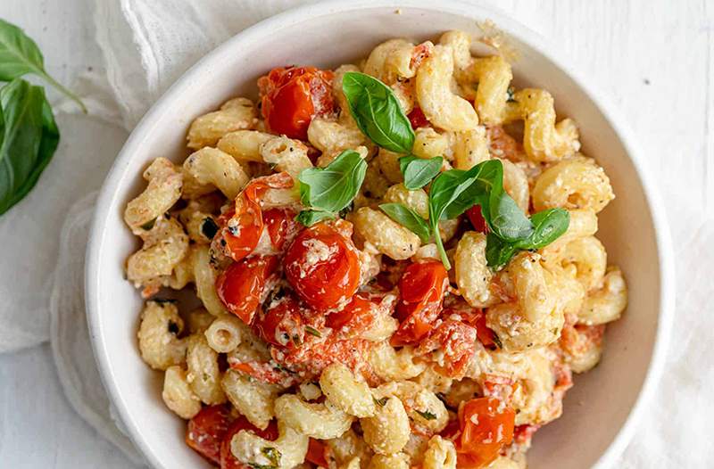 Cómo hacer que la pasta de queso feta fácil de hornear todos hablen