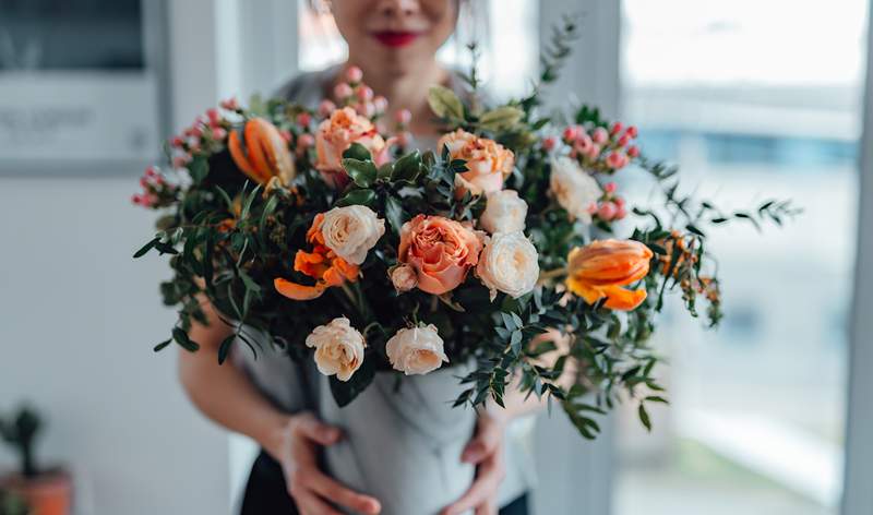 Estos servicios de entrega de flores en línea hacen que el envío de bouquets hermosos