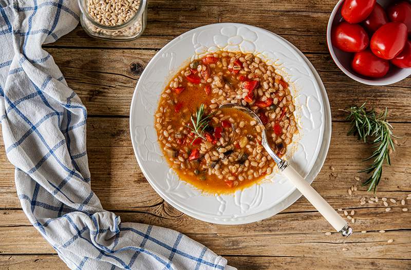 7 A maradék leves -tárolási tippek, amelyek ízléses melegítéssel kóstolják meg