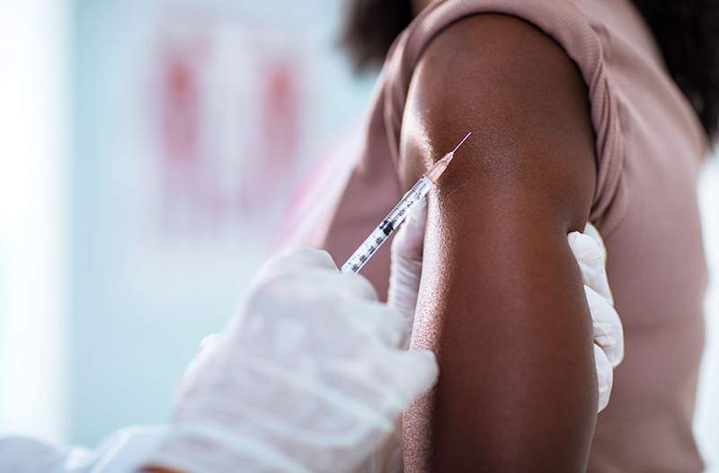 J'ai obtenu le vaccin malgré une méfiance pour la médecine en tant que femme afro-américaine, voies pourquoi