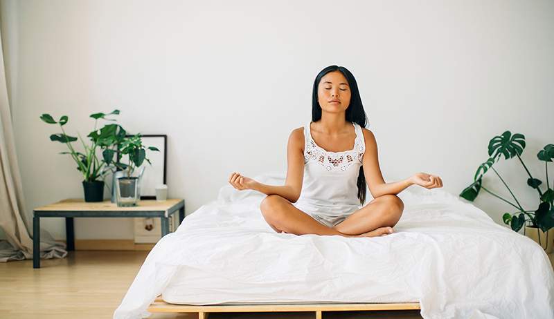 24 cosas que necesitas saber sobre el yoga para dormir