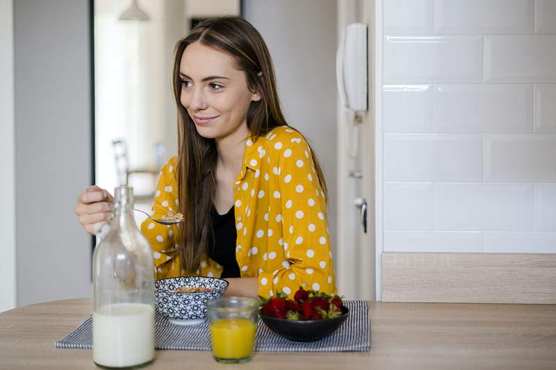 7 Dietist-godkända glutenfria spannmål för att lägga till ditt skafferi, pronto