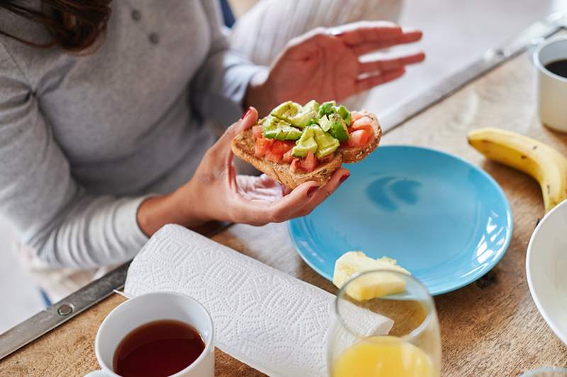 Deze cardioloog-goedgekeurde voedselgrafiek haalt het giswerk uit een hartelijk dieet