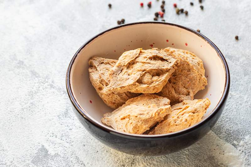 Como fazer Seitan, um substituto de carne que existe há séculos