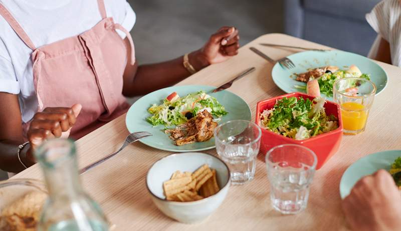 Sono un gastroenterologo e questi 5 semplici trucchi aiuteranno a domare tutte quelle scoregge alimentari a base vegetale