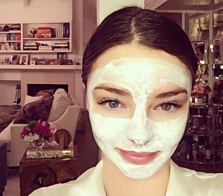 Topeng wajah semangka-kentang yang bersumpah facialis Miranda Kerr bersumpah