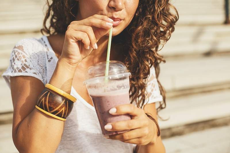 Los 6 batidos y bocadillos más saludables que puedes obtener en el jugo de jamba, según un dietista superior