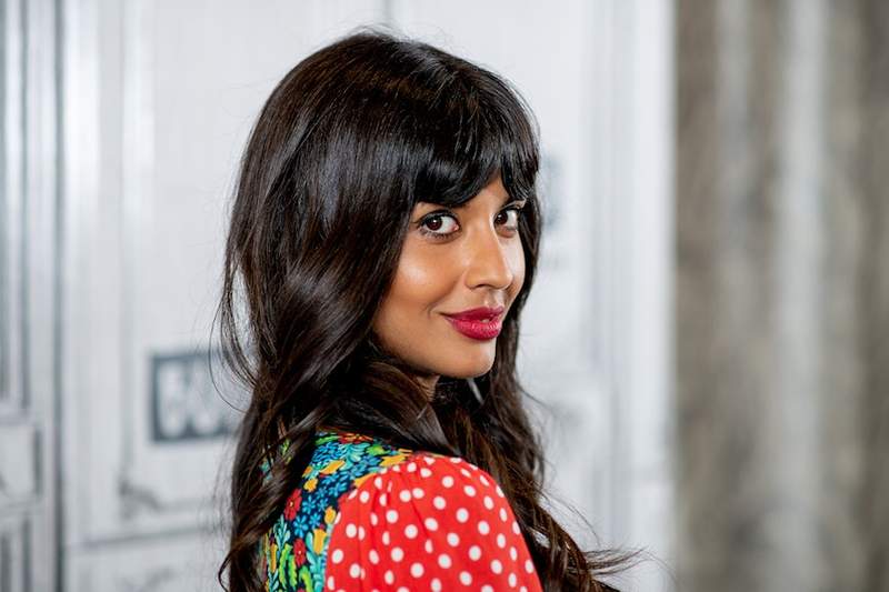 Jameela Jamil dengan cemerlang menjelaskan mengapa Anda melakukan hubungan seks yang buruk