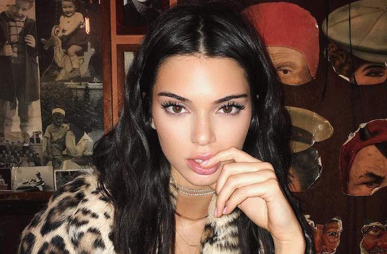 Le piratage du masque pour les yeux de Kendall Jenner est en fait assez brillant