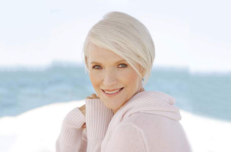 Maye Musk's 3 ljepota i wellness tajne jer je beba u * svakoj dobi