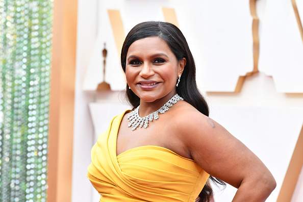 Inilah mengapa Derms menyukai pakaian renang pilihan Mindy Kaling