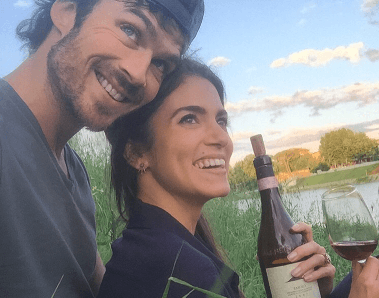 Nikki Reed en Ian Somerhalder nemen een maand van Silence-Here's wat dat betekent