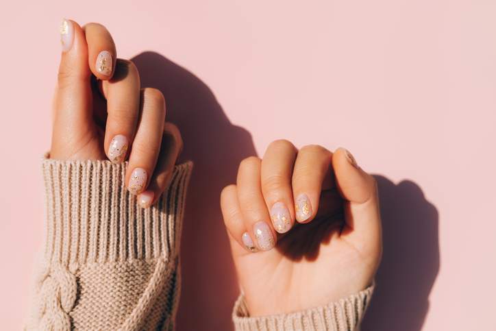 Les nouveaux calendriers de l'avent de vernis à ongles d'Olive & June vous donnent 25 jours de manucures festives