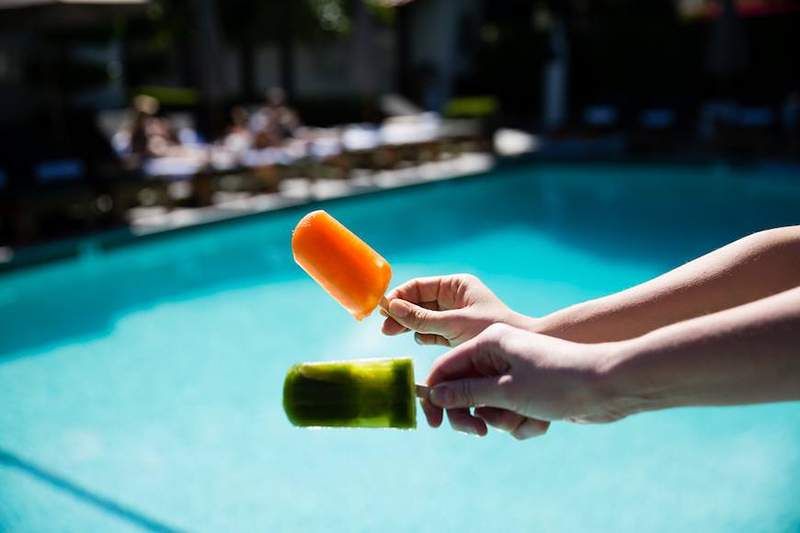 Cómo convertir sus jugos saludables en paletas de exploración esta primavera