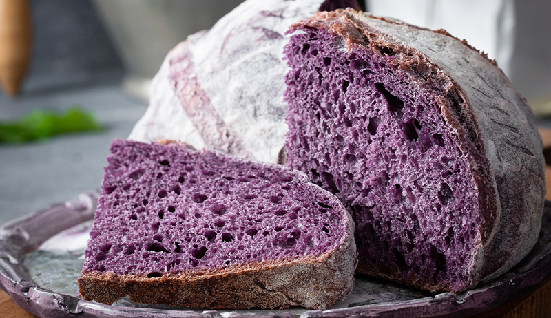 Wie man entzündungshemmendes Blaubeerbrot mit nur 5 Zutaten backt (und ohne Brothersteller)