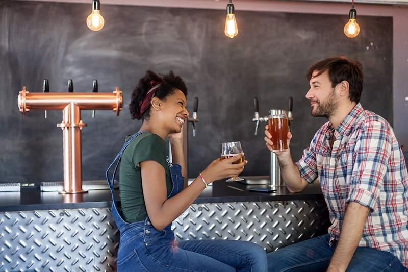 Um especialista em relacionamento revela as 6 grandes perguntas para fazer seu parceiro antes de se casar