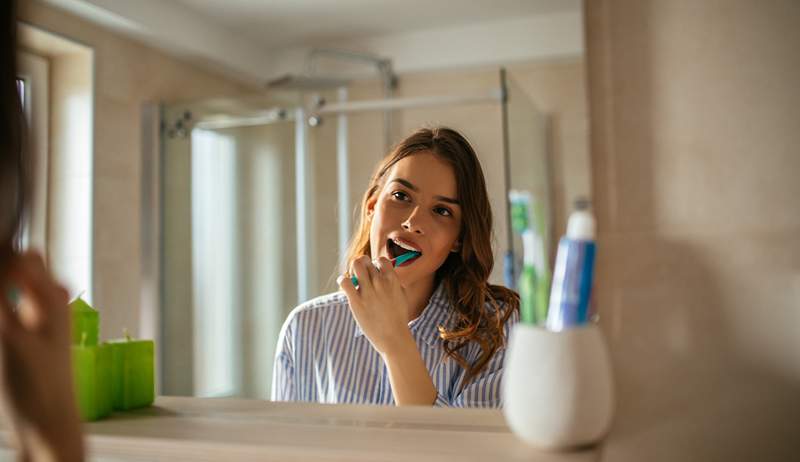 Este cepillo de dientes se limpiará los dientes de lo que nunca han estado, y tuve que probarlo