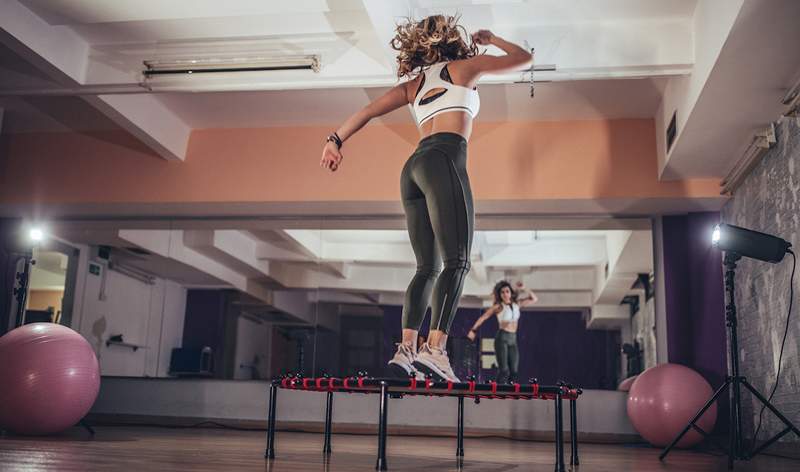 14 Trampoline bester Rebounder für ein Training mit geringer Auswirkung, das für die Gelenke einfacher ist