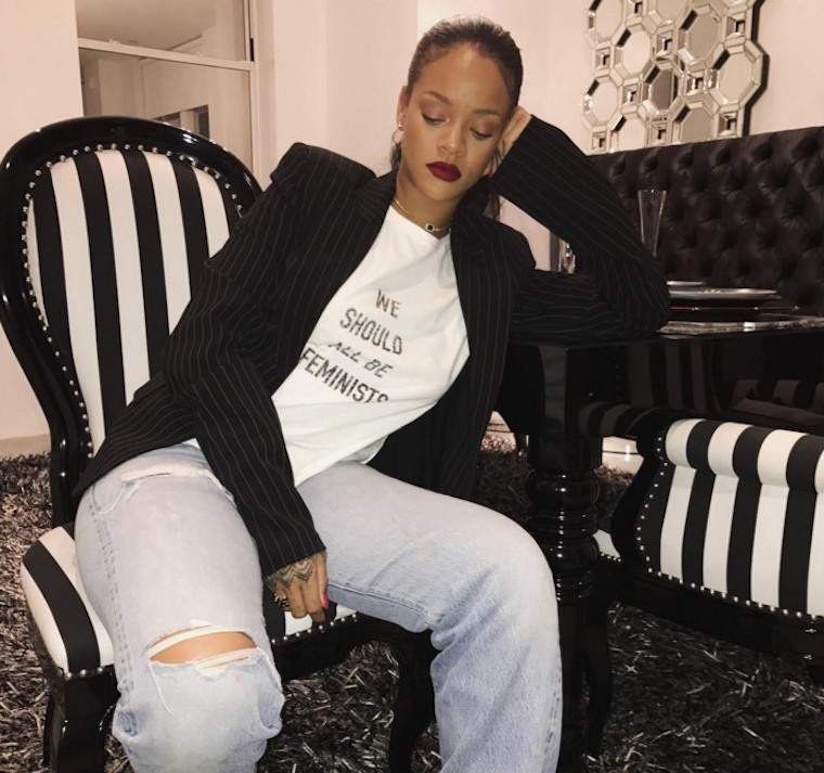 Attenzione, Vetements c'è una felpa con cappuccio da $ 1.800 nella nuova collezione PUMA di Rihanna