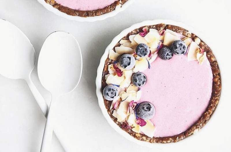 Mangez une tarte pour le petit déjeuner, grâce à cette recette de 2 ingrédients et riche en protéines