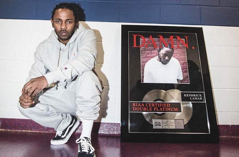 Kendrick Lamar har lige lavet Pulitzer-prishistorie-og her er 3 mere inspirerende øjeblikke, han har givet os