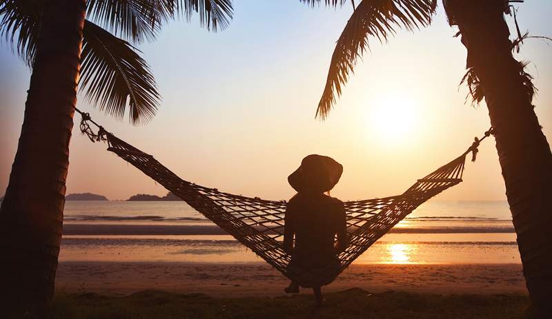 Sol de Janeiro'nun en yeni internette bulunan parfüm sisi, uzun bir kıştan sonra duyular için bir güneş patlaması gibidir