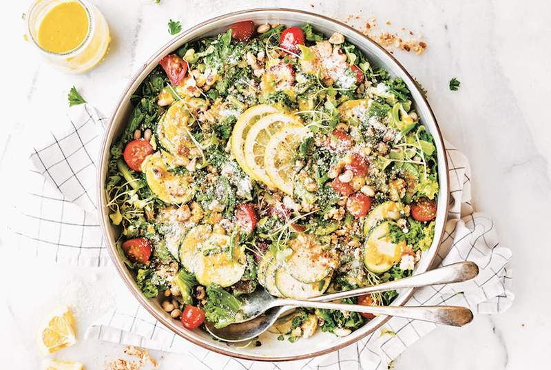 Cette tournure sud sur la salade de César classique lui donne un statut de superaliment