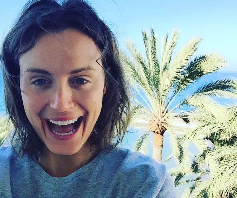 Taylor Schilling ragyogó, elme-tisztító reggeli hack egy jó napra