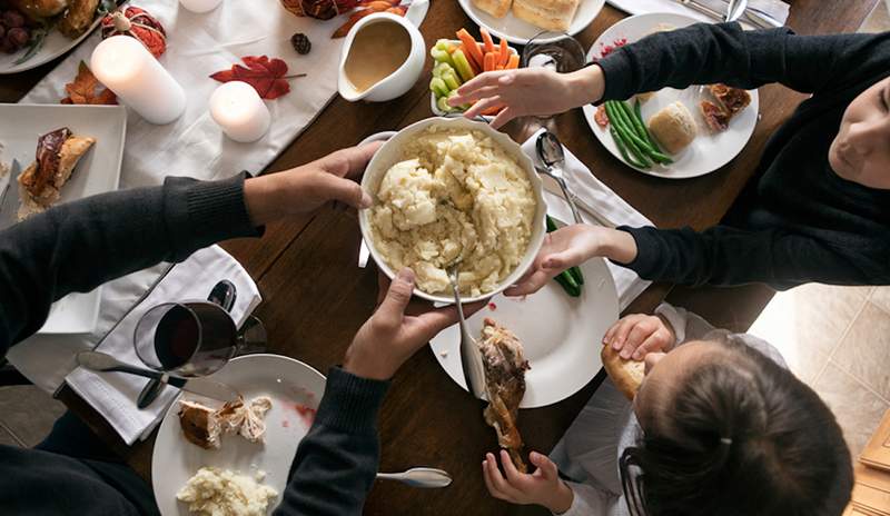 10 enkle Thanksgiving -oppskrifter som ikke trenger ovn