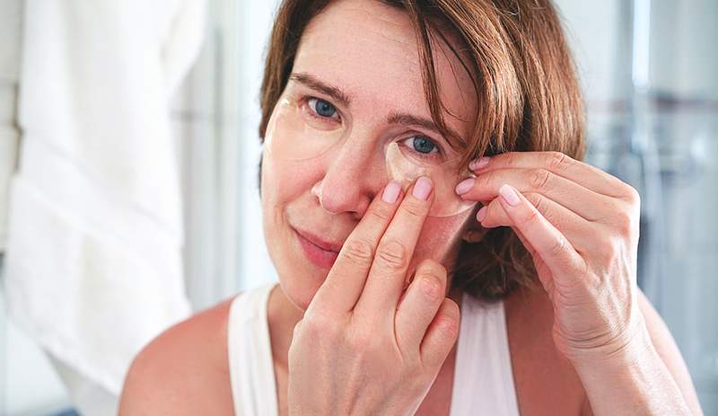 Shoppers in de vijftig zeggen dat deze biologisch afbreekbare oogmaskers in minuten moe zijn onder de ogen-en ze zijn minder dan $ 30