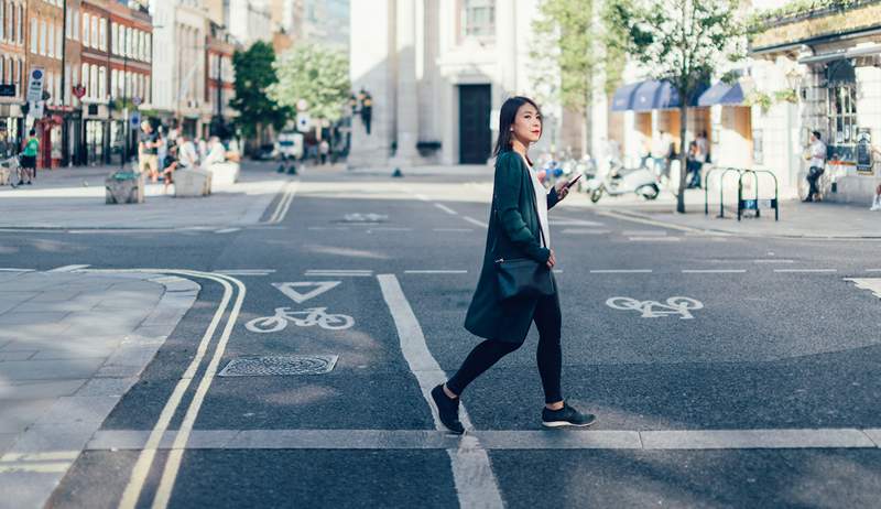 De 16 beste schoenen om te wandelen * en * de hele dag staan, volgens deskundige criteria