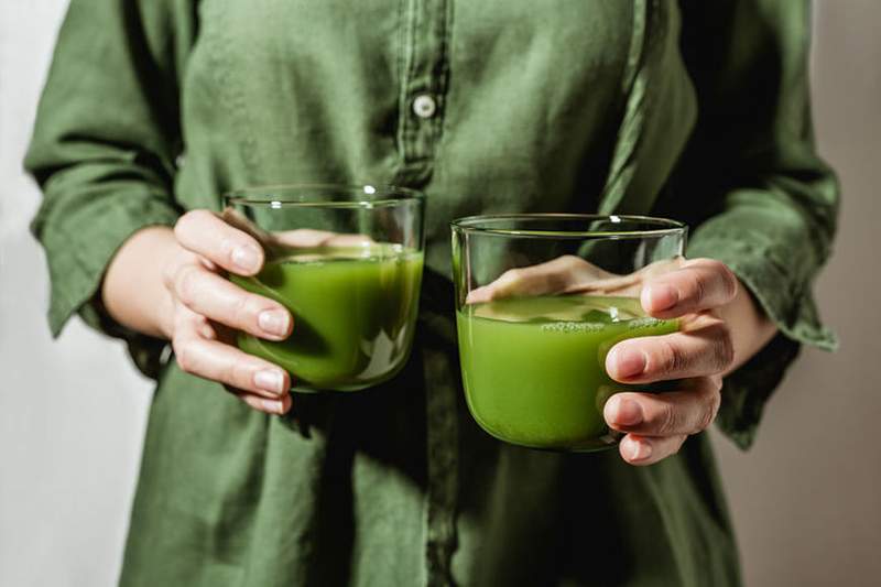 Wheatgrass je dodatek OG Healthy Smoothie, toda kakšne so njene resnične koristi?