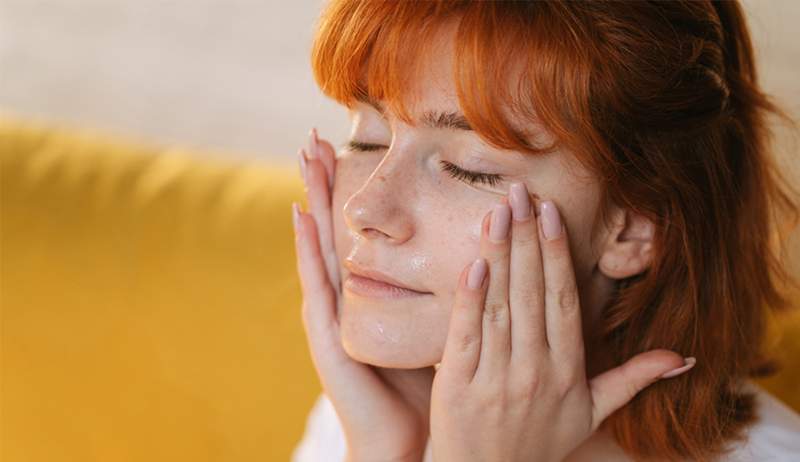 6 Tratamientos de acné de invierno La promesa de Derms se aplastará sin hacer que su piel sea aún más seca