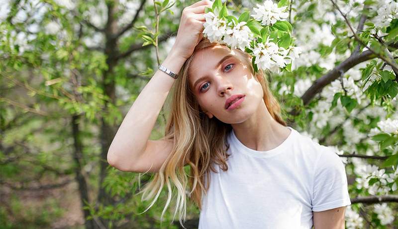 `` Je suis dermatologue, et cette crème hydratante de 20 $ est le «Saint Graal» pour la transition de la peau de l'hiver au printemps ''