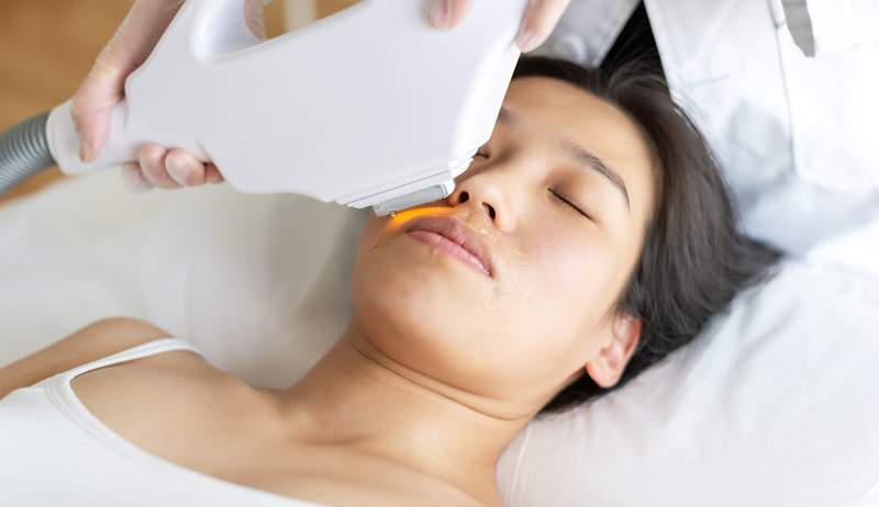 Retinol dan Laser Hair Removal Rules Untuk mengikuti pra dan pasca perawatan, menurut dokter kulit